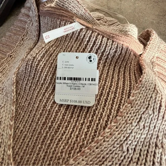 Free People When It Rains V-Neck Sweater - SIZE MEDIUM - Picture 11 of 16